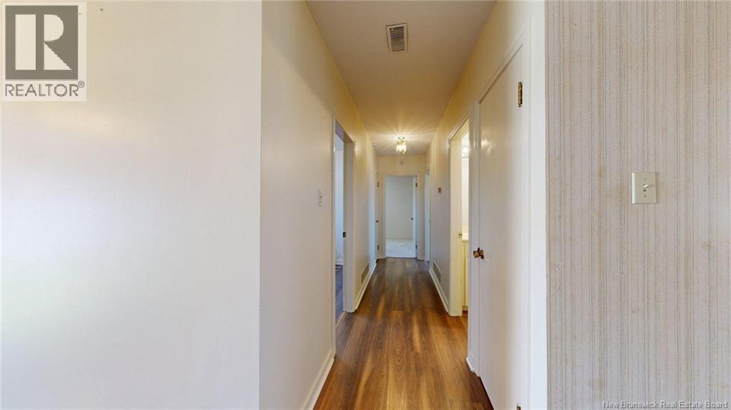 21 Bedell Avenue - 18