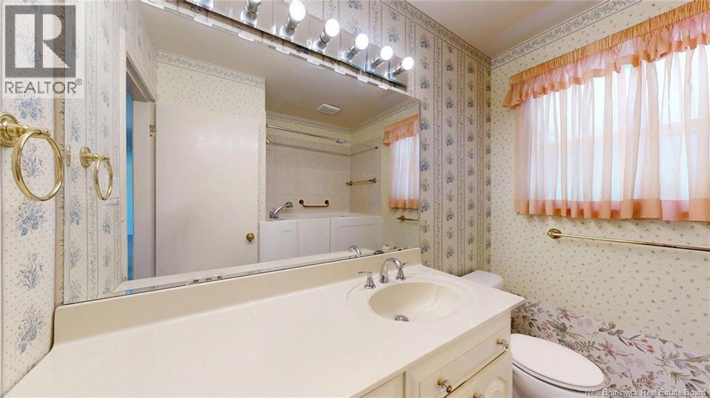 21 Bedell Avenue - 19