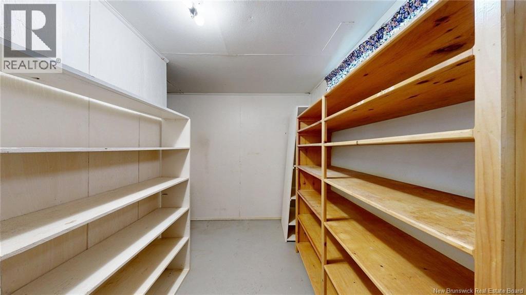 21 Bedell Avenue - Image 38