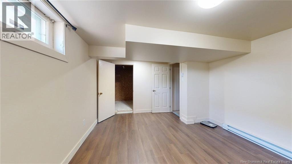 21 Bedell Avenue - 40