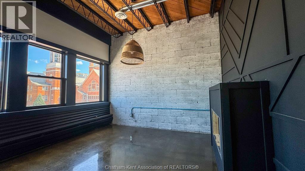 146 Wellington STREET West Unit# Unit 2&3, Chatham — photo 29