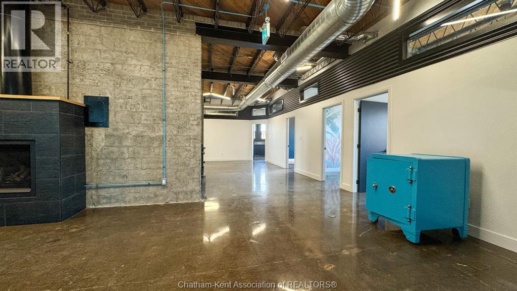 146 Wellington STREET West Unit# Unit 2&3, Chatham — photo 31