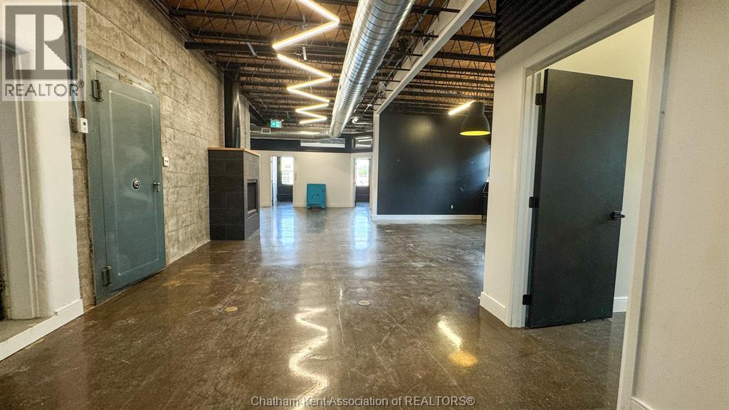 146 Wellington STREET West Unit# Unit 2&3, Chatham — photo 43
