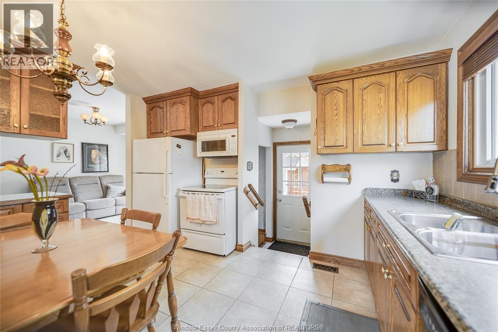 3665 RANDOLPH AVENUE - Image 10