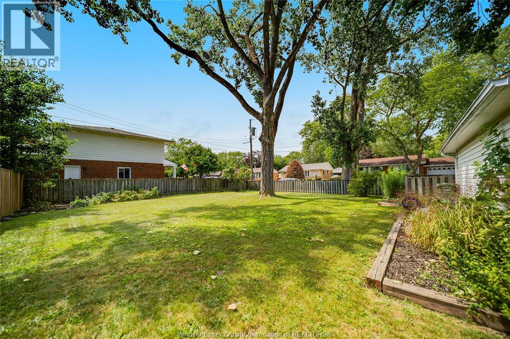 3665 RANDOLPH AVENUE - Image 32
