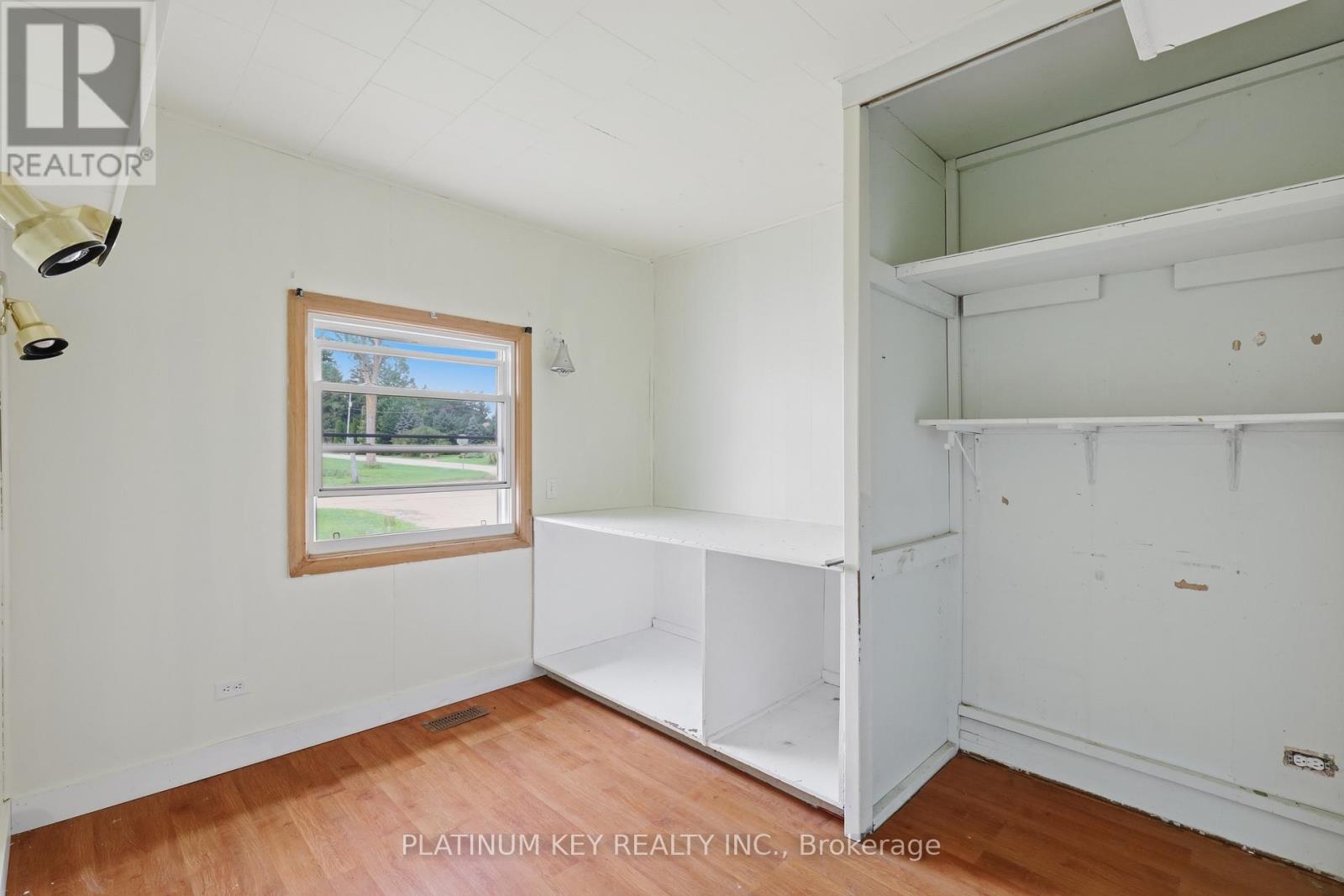 22942 WONDERLAND ROAD N - Image 19