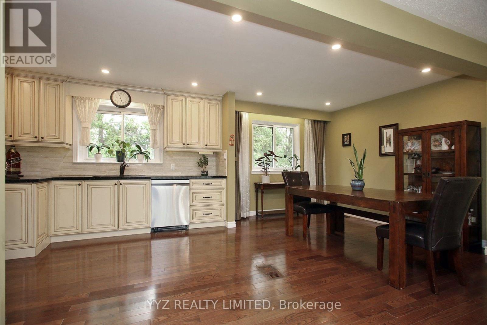 8 SNOWCREST AVENUE - 5