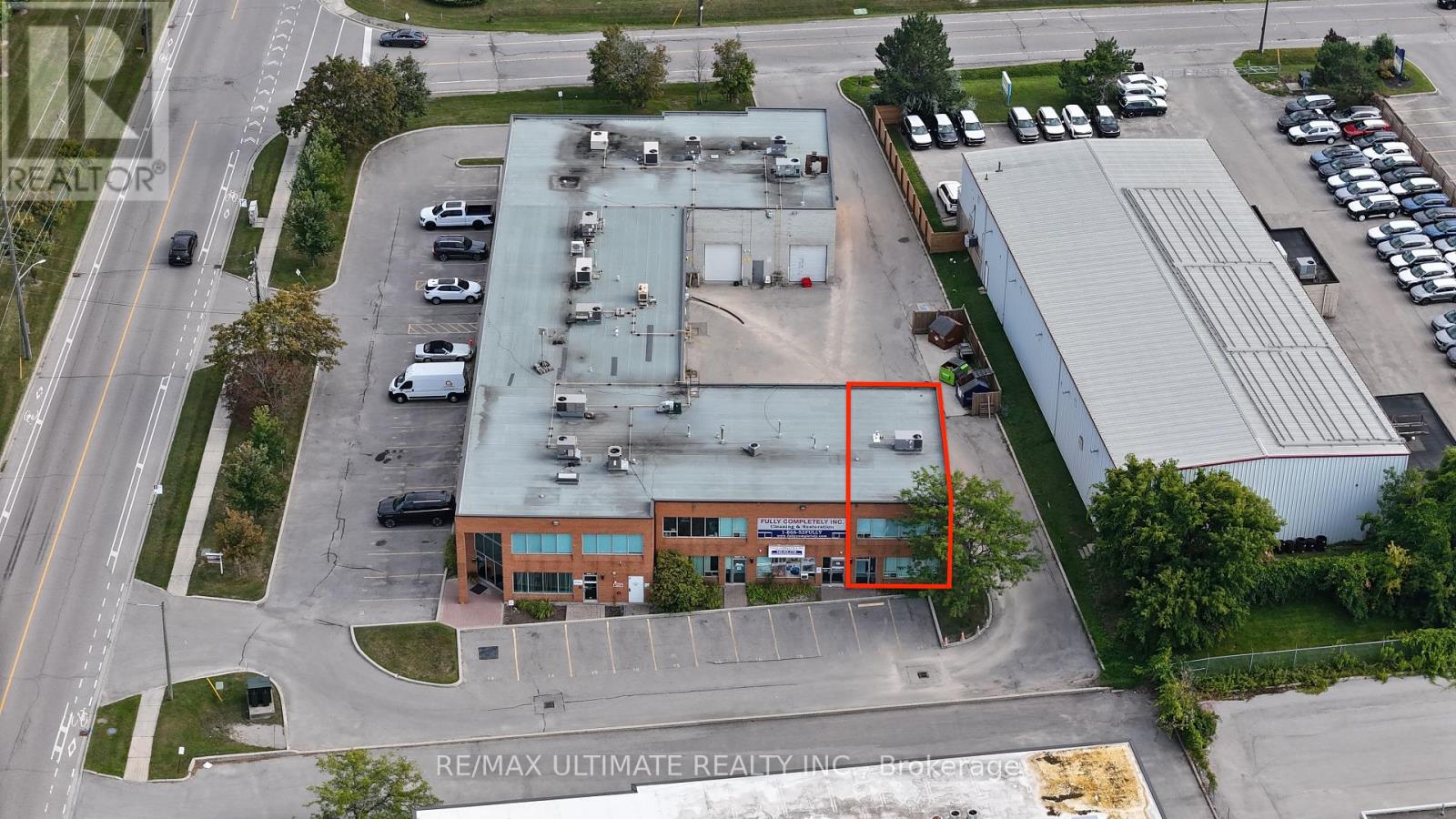 17 - 320 HARRY WALKER PARKWAY N