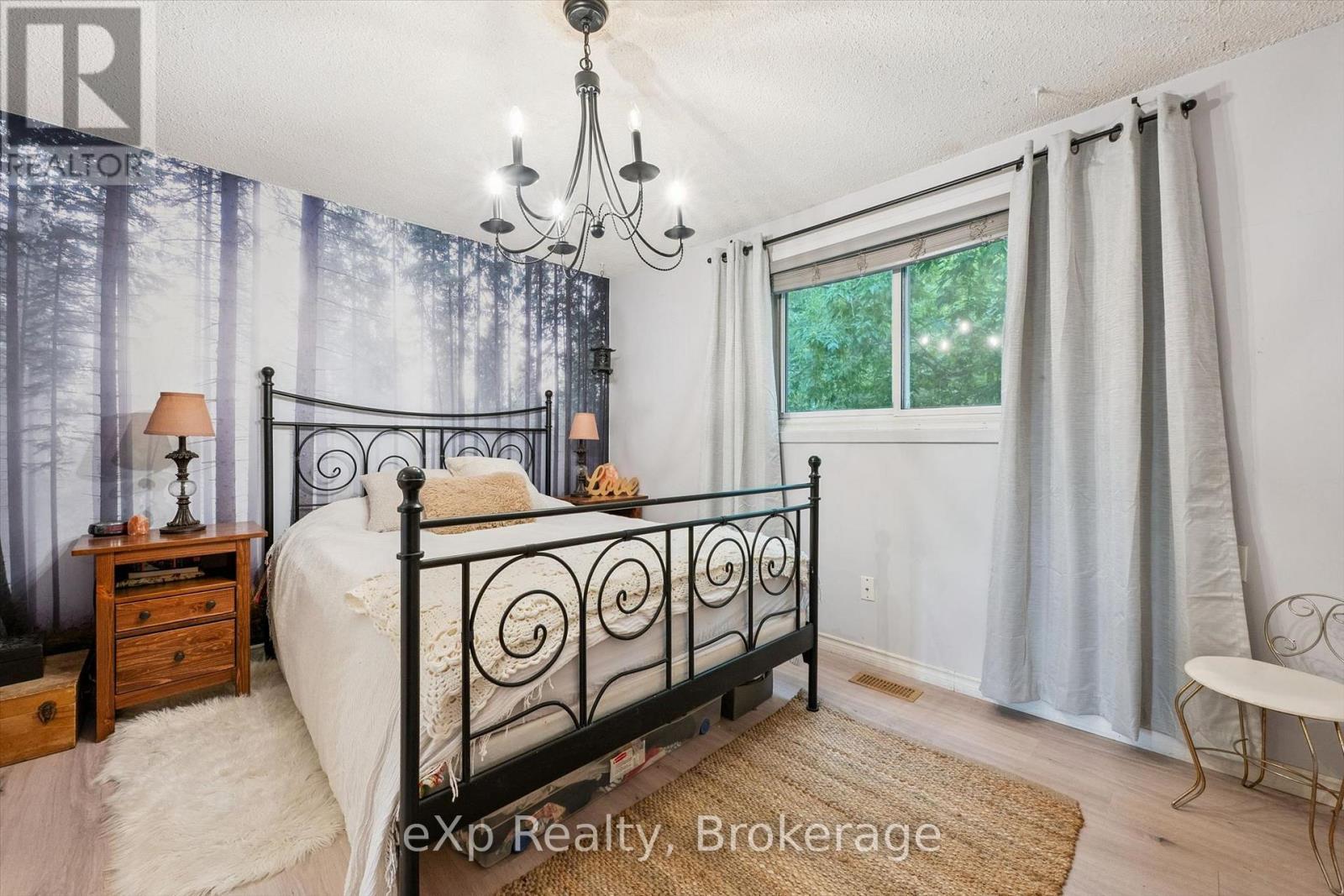 #16 383 EDINBURGH ROAD S - Image 17