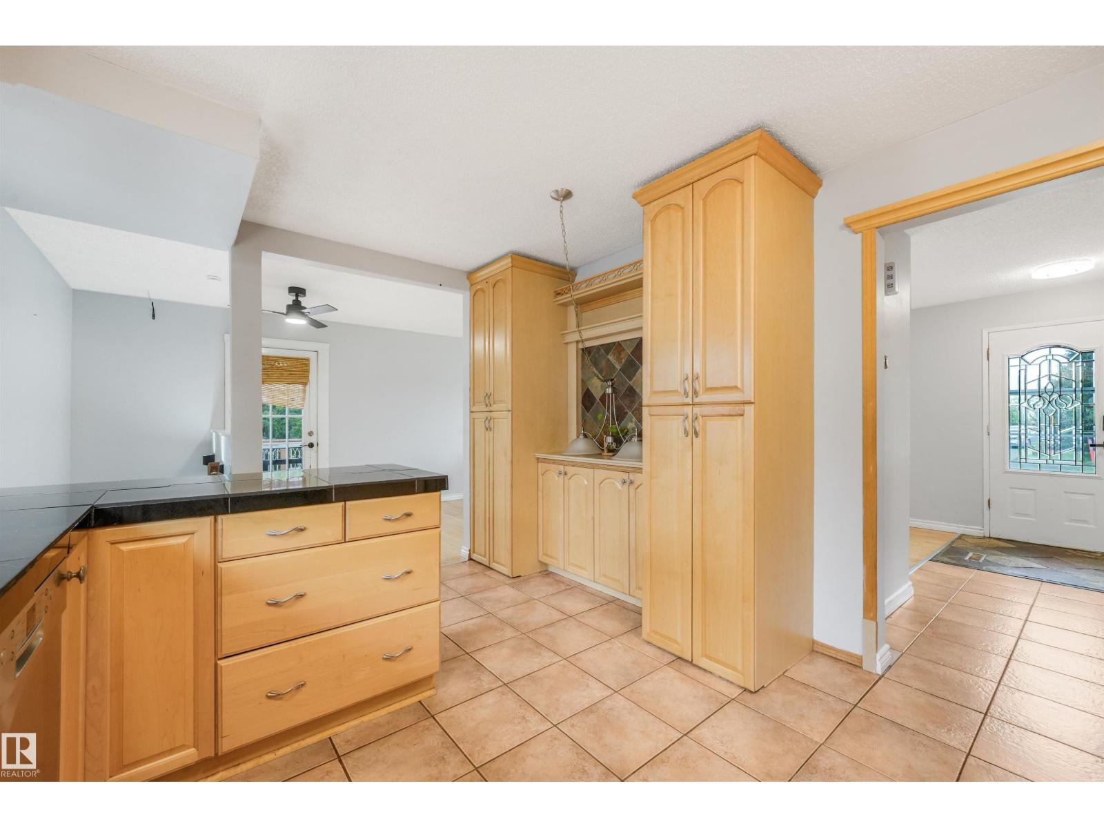 9702 95 Avenue - Photo 25