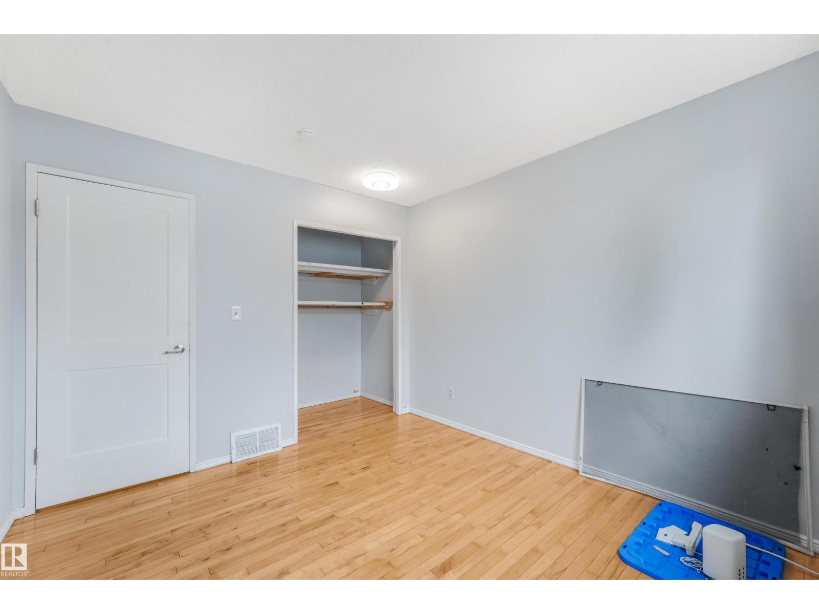 9702 95 Avenue - Photo 33