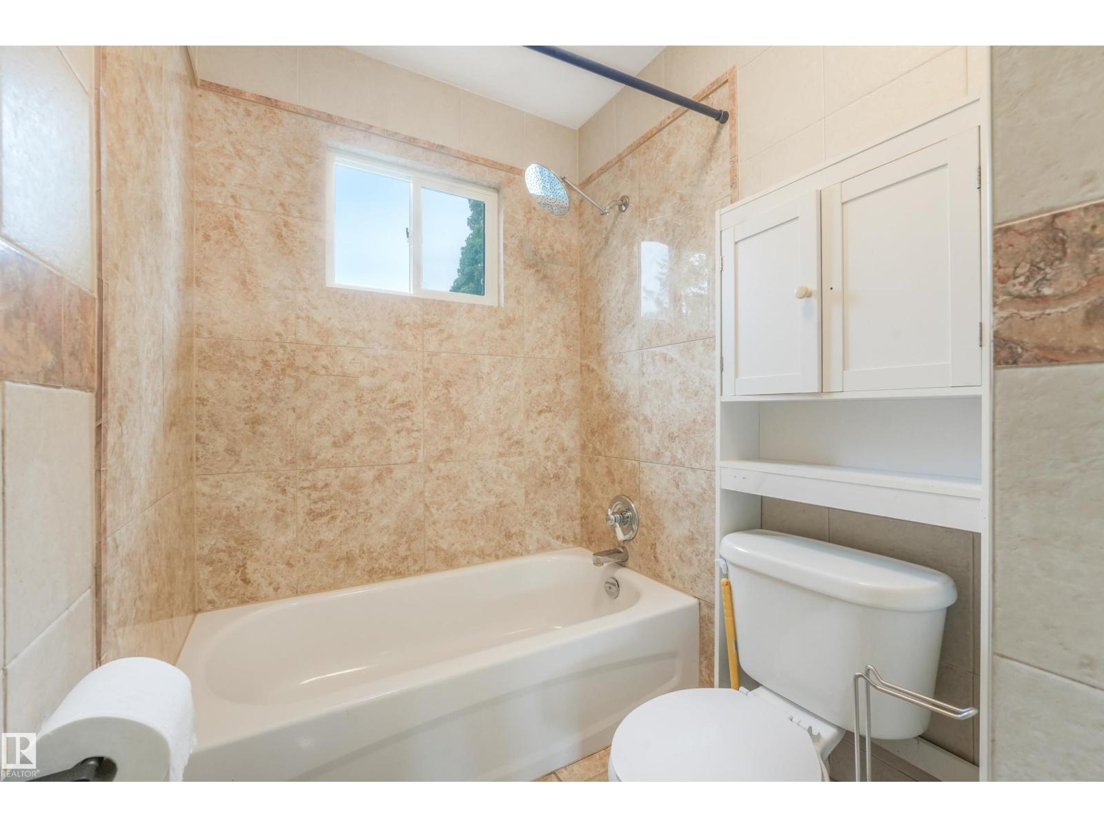 9702 95 Avenue - Photo 36