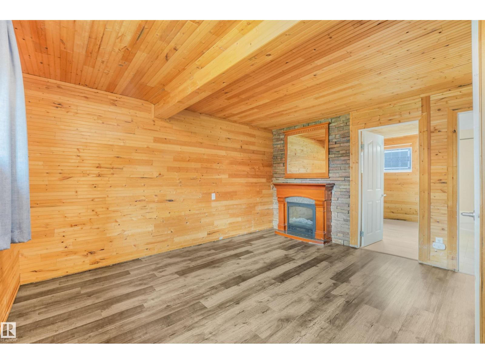 9702 95 Avenue - Photo 38