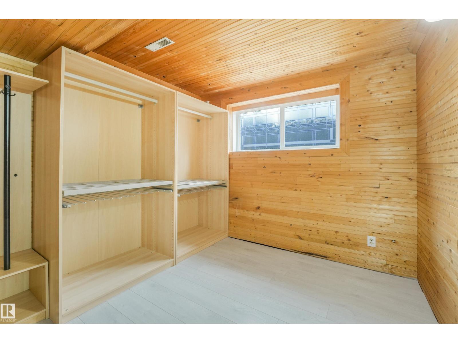 9702 95 Avenue - Photo 41