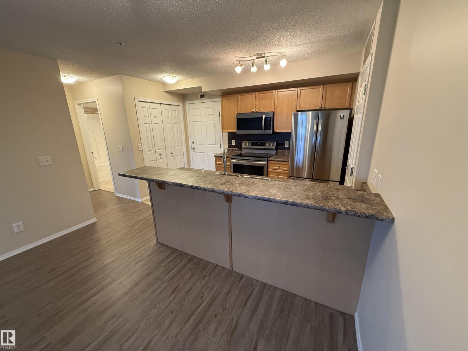 #208 6921 199 ST NW - 12