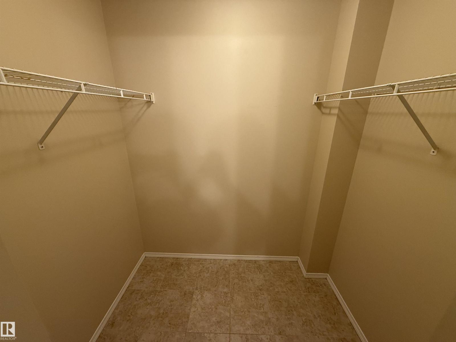 #208 6921 199 ST NW - 19