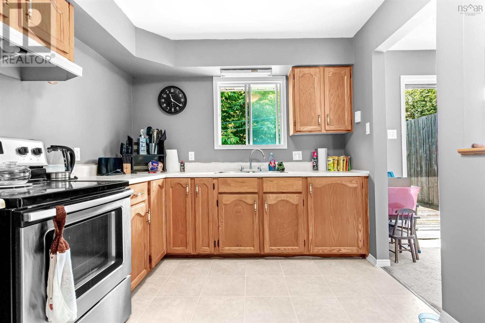 Property 8 of 23 of 48 Contessa Court