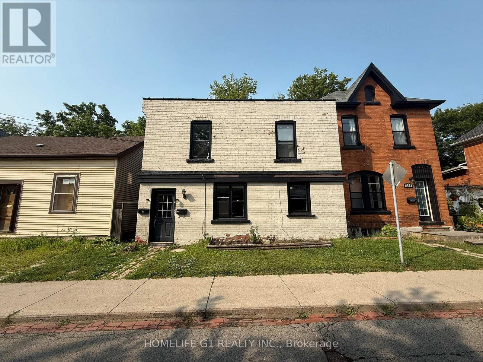 2 - 288 HUNTER STREET W