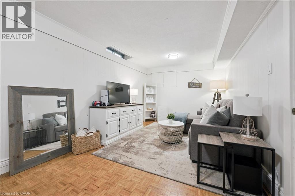 #27 220 SALISBURY Avenue - Image 28