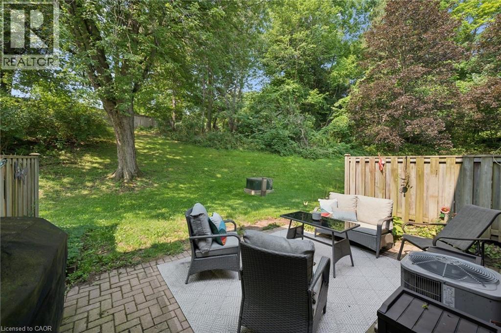 #27 220 SALISBURY Avenue - 33