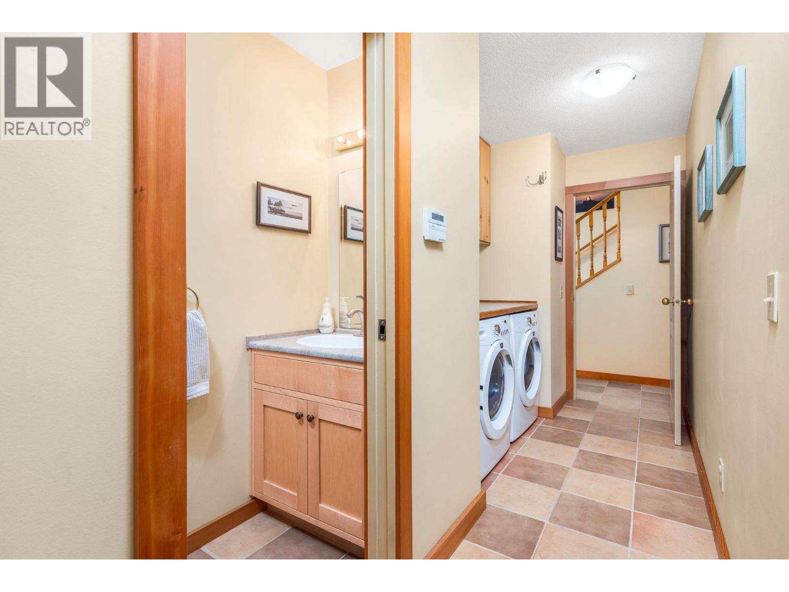 2245 Okanagan Street, Armstrong
