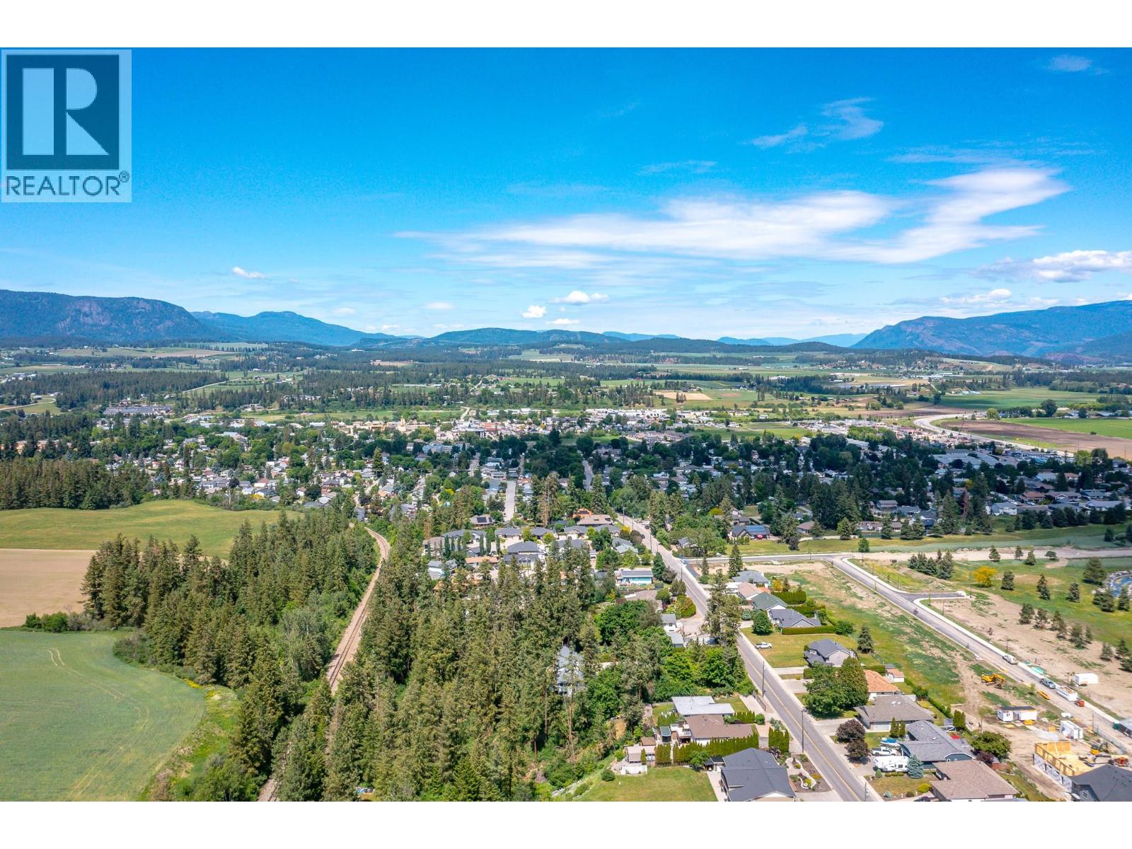 2245 Okanagan Street, Armstrong