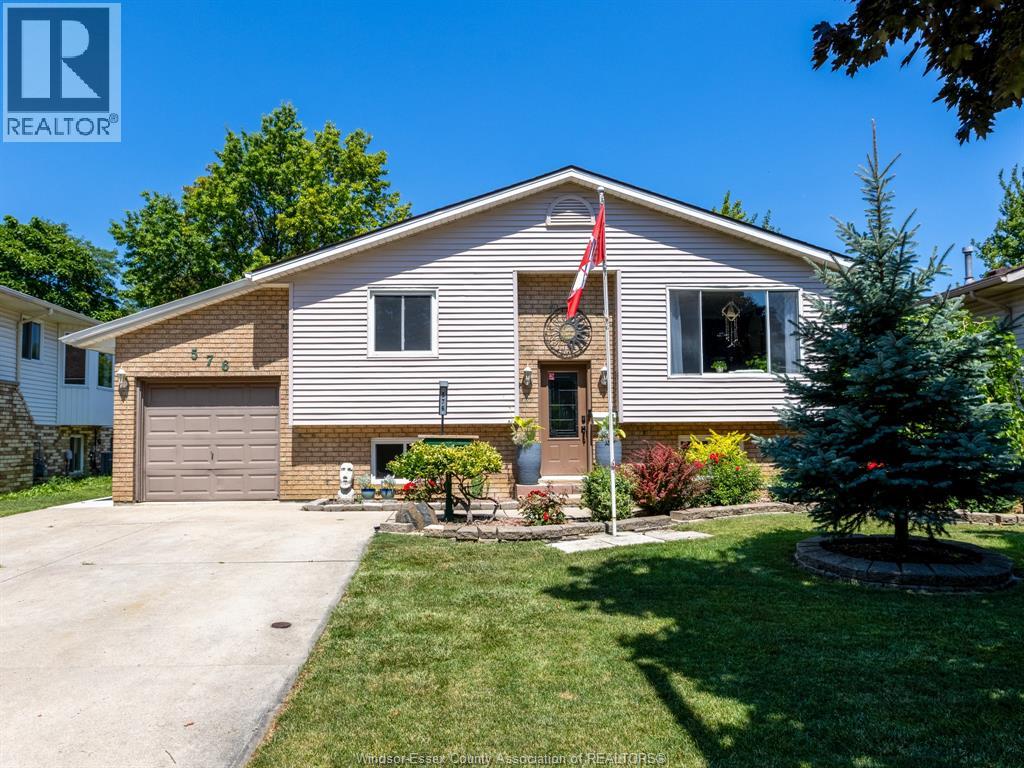 576 RICHMOND STREET - 1