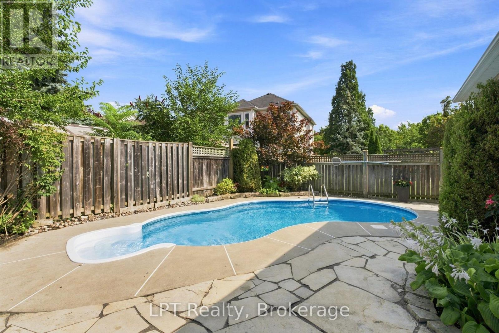 87 DARIUS HARNS DRIVE - Image 40
