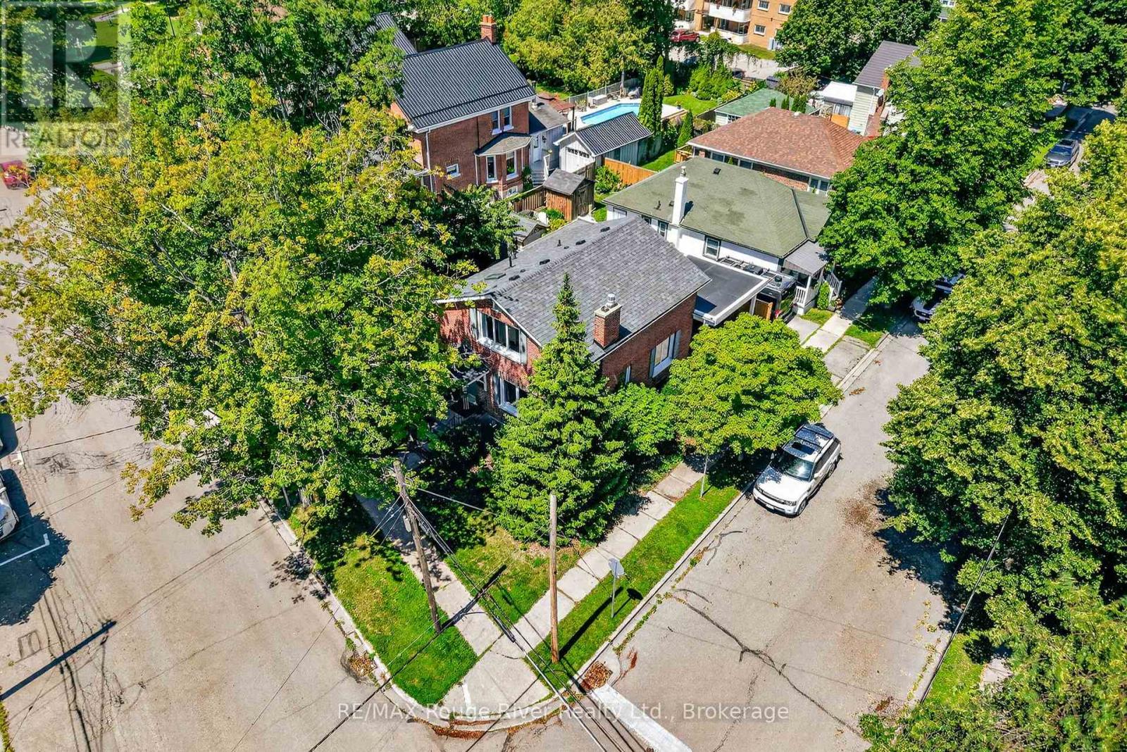 208 ALBERT STREET - Image 3