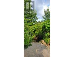 16 Delaney's Road thumbnail 15