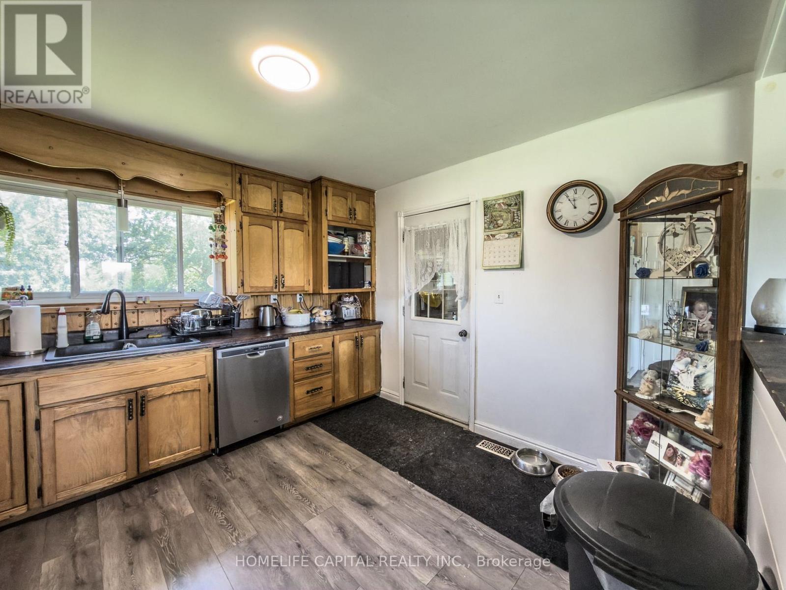 8425 COUNTY RD 15 ROAD - Image 25