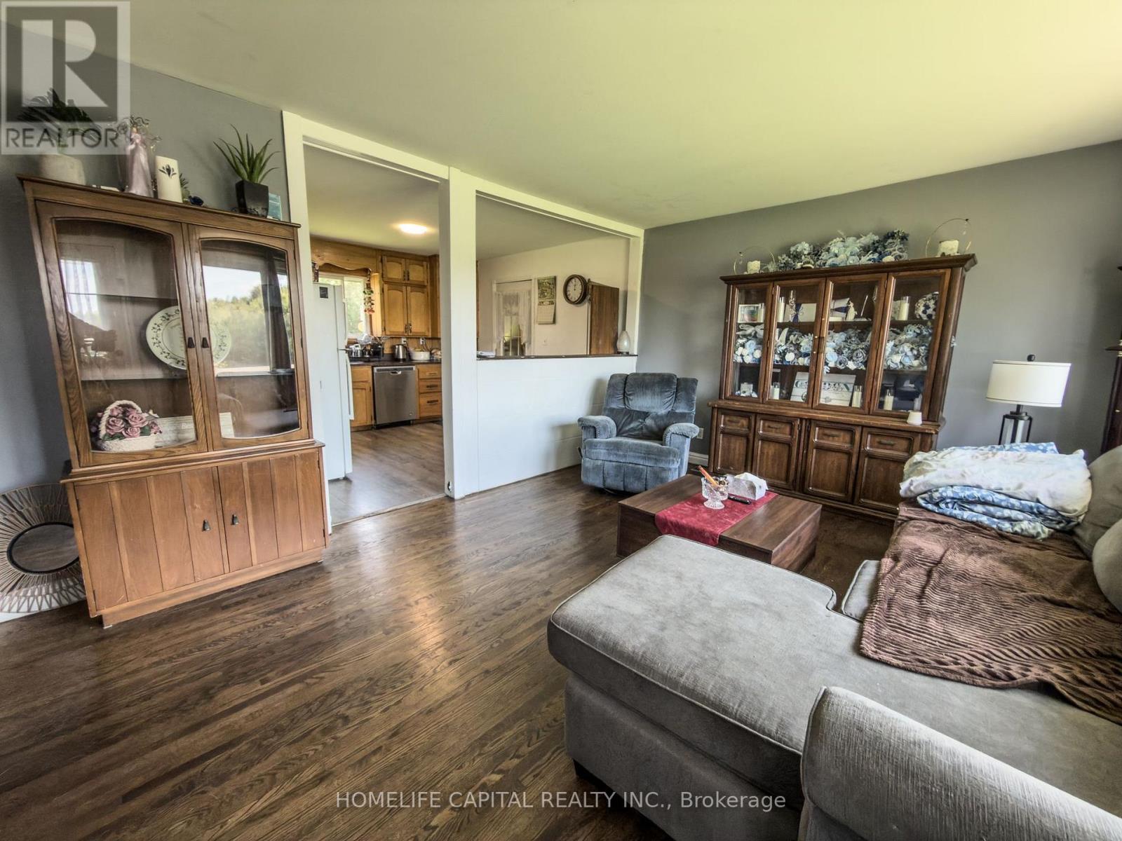 8425 COUNTY RD 15 ROAD - 32
