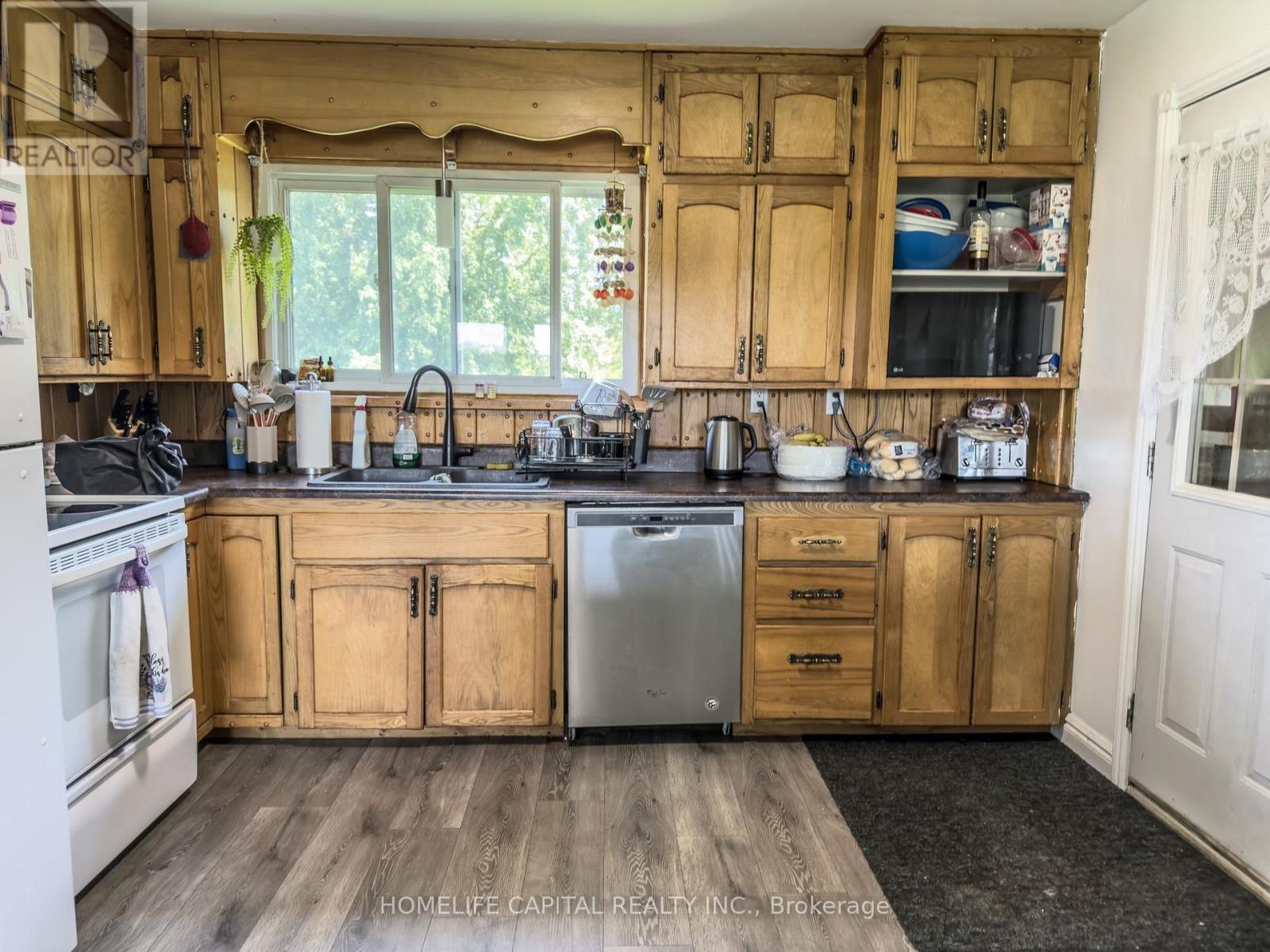 8425 COUNTY RD 15 ROAD - 49