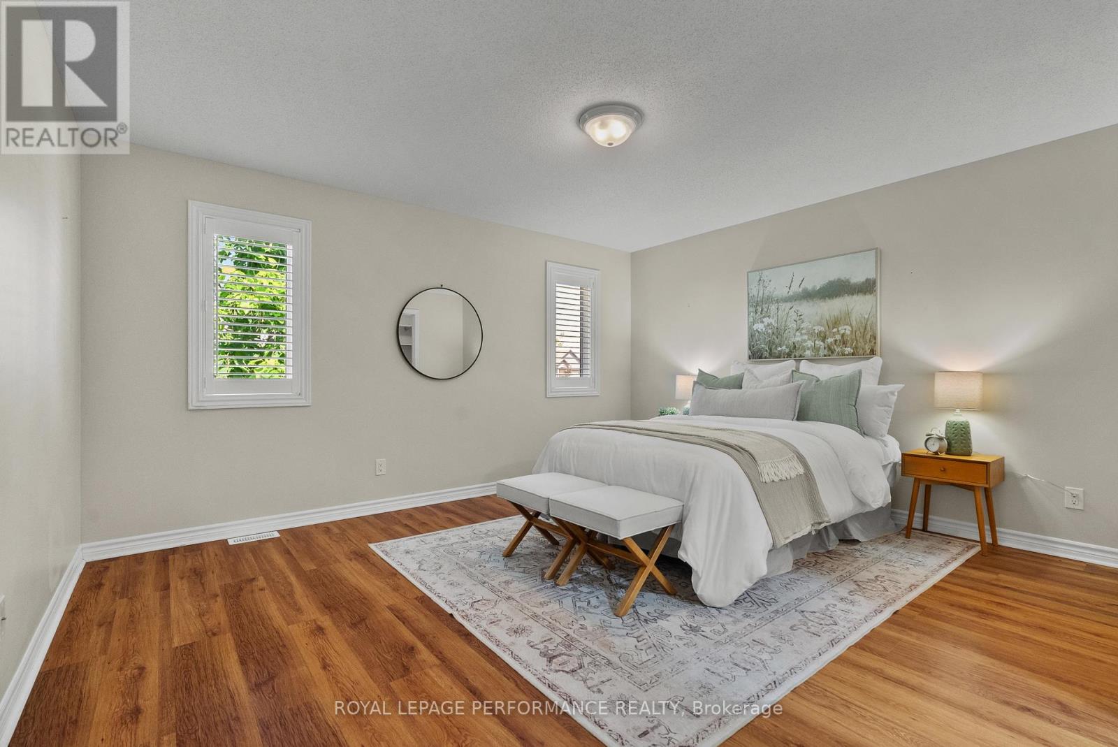 7 ABBEY CRESCENT - 16