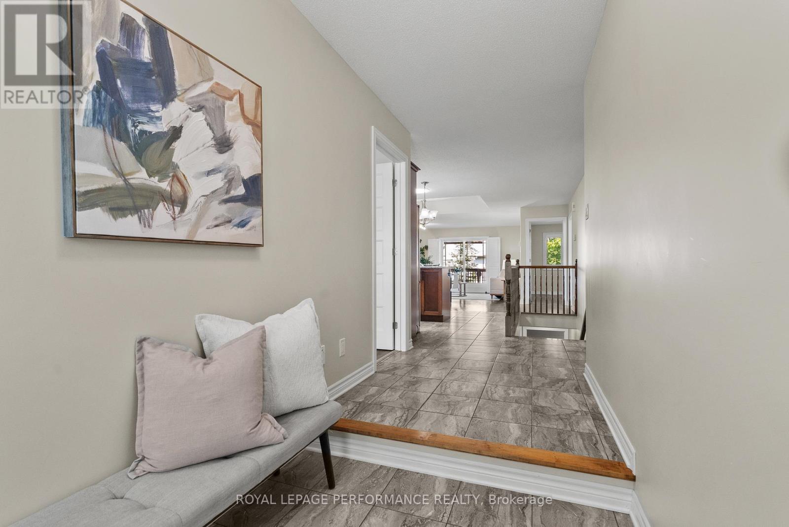 7 ABBEY CRESCENT - 5