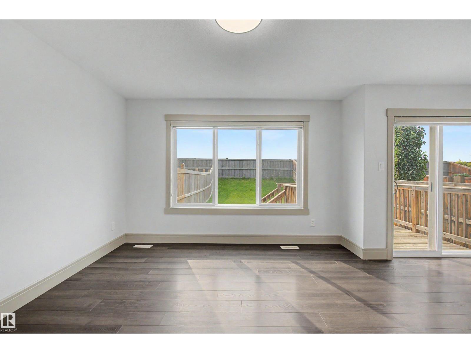 7307 ARMOUR Crescent SW - Photo 14