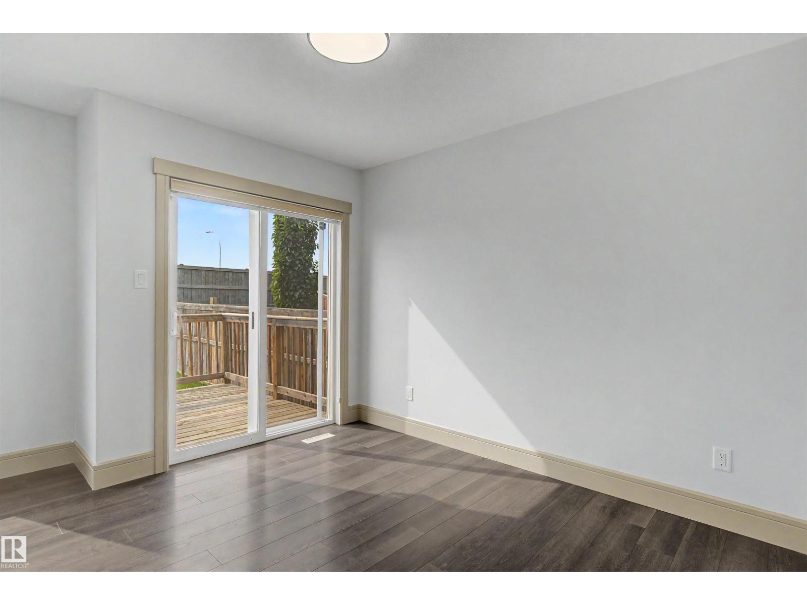 7307 ARMOUR Crescent SW - Photo 18
