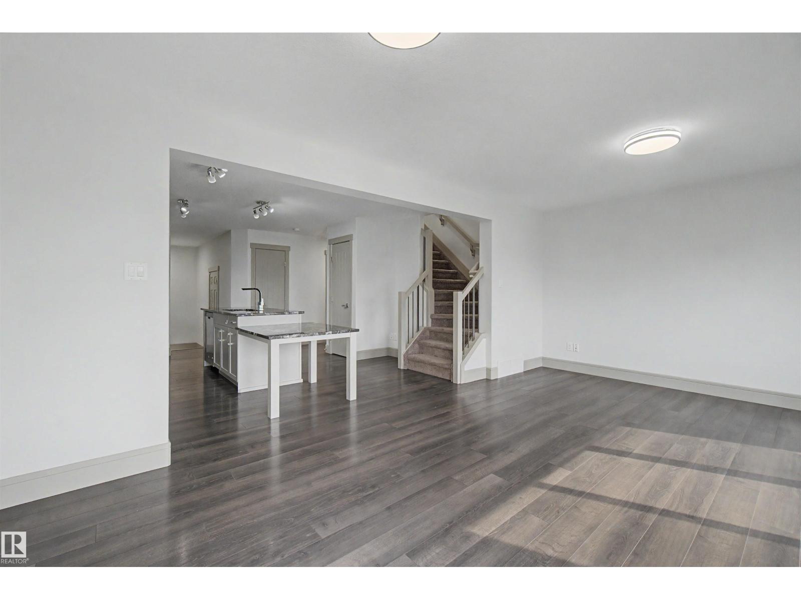7307 ARMOUR Crescent SW - Photo 19