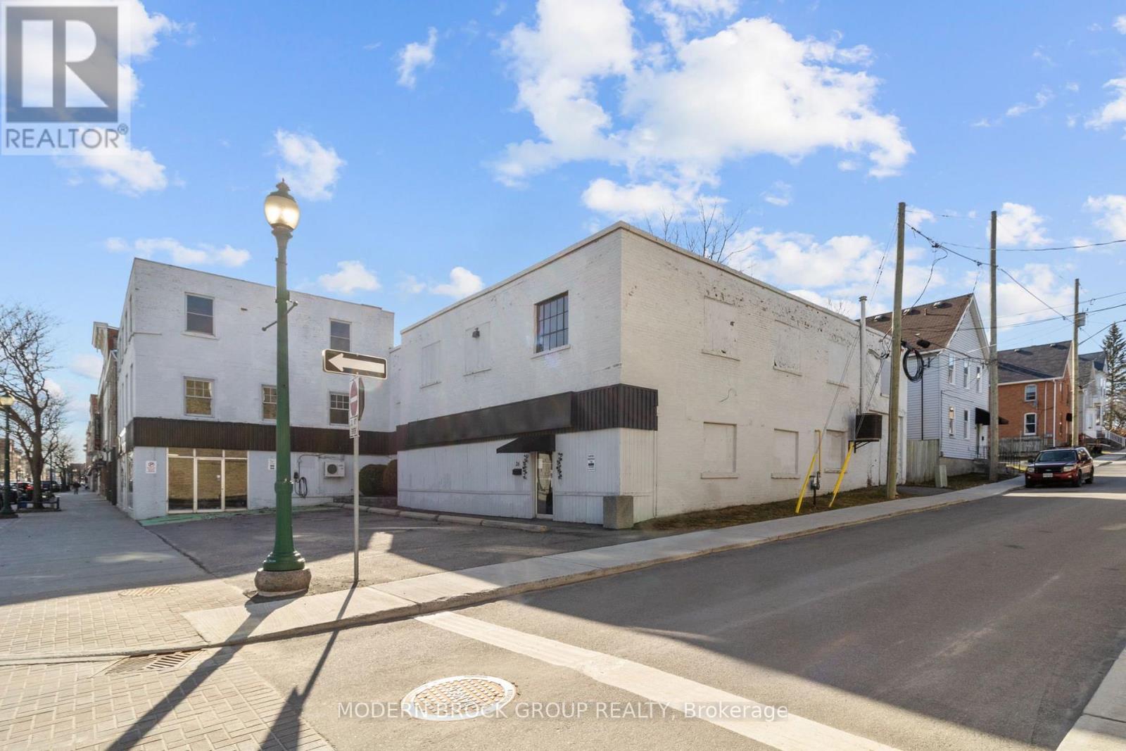 26 KING STREET E