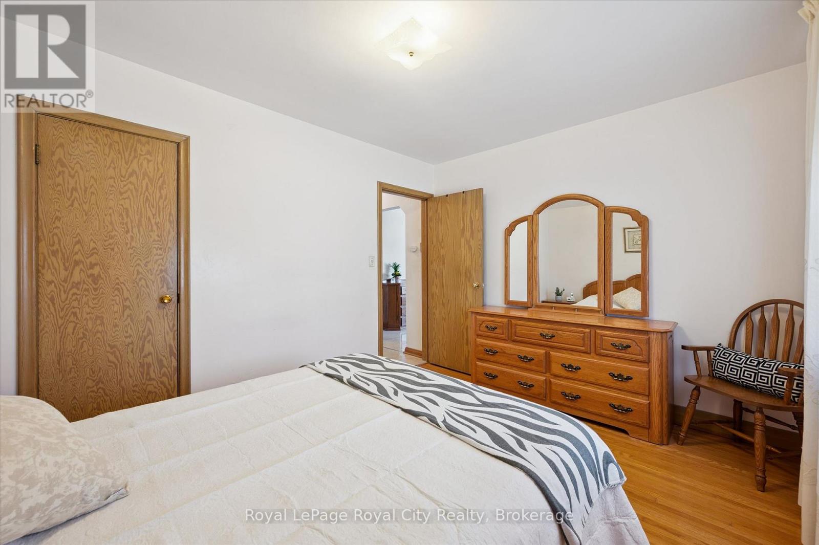 133 EMMA STREET - 11