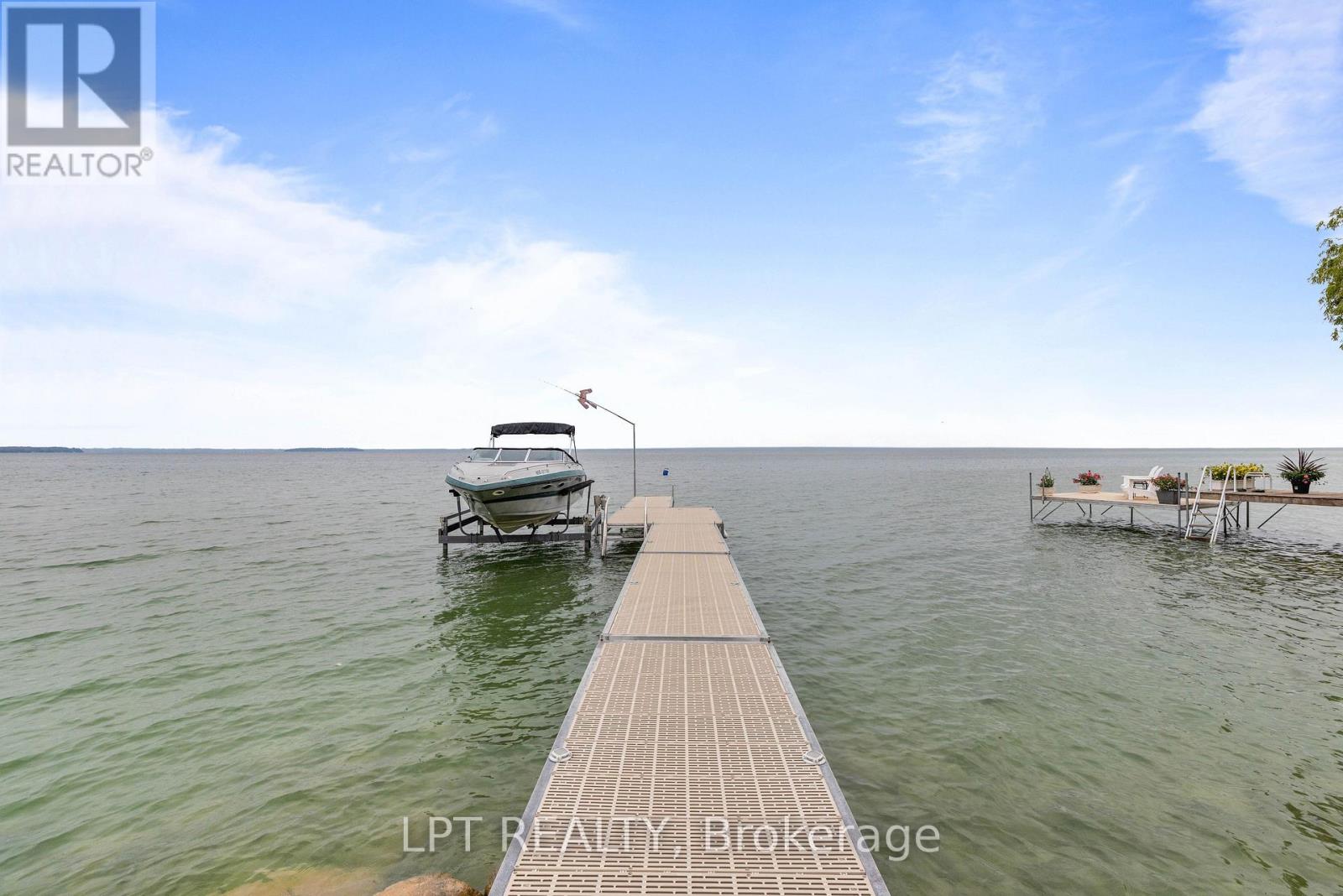 427 LAKE DRIVE E - 41