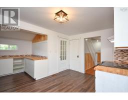 16 School Street, Hantsport, NS B0N1P0 Photo 17