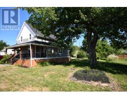 16 School Street, Hantsport, NS B0N1P0 Photo 38