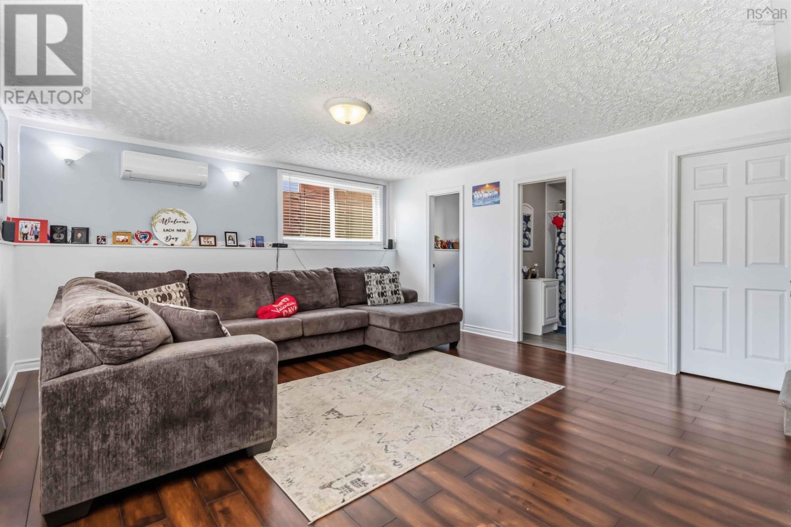 Property 23 of 45 of 1616 Riverside Drive