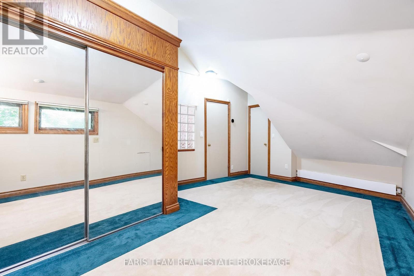 15 SCOTTDALE DRIVE - Image 23