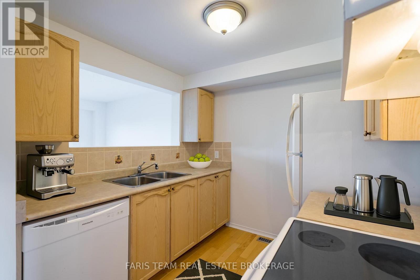6 RAYMOND CRESCENT - Image 5
