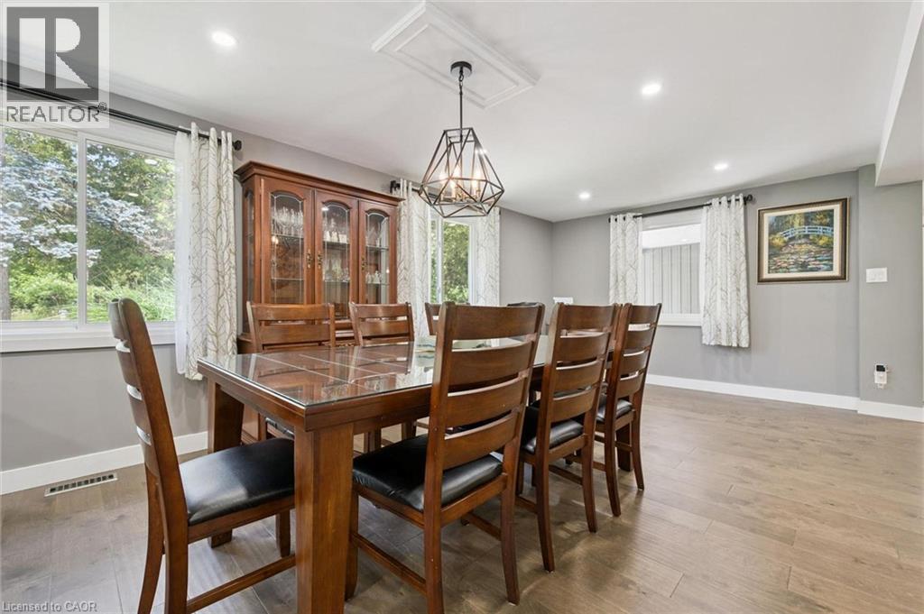 14 ASH Street - 14