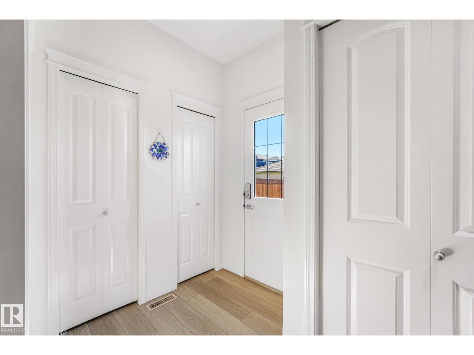 4417 38 ST - 23