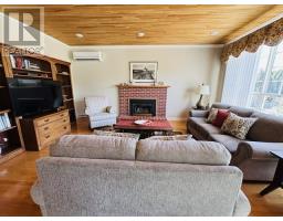 9 Seaview Crescent thumbnail 16