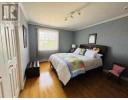 9 Seaview Crescent thumbnail 38